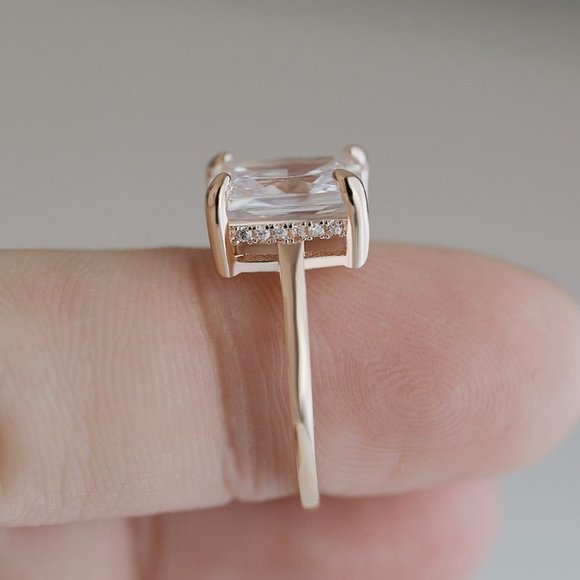 "Super Design Radiant Cut Clear Gemstone Gold Dainty Ring for Women, VIP389 - Picture 4 of 5